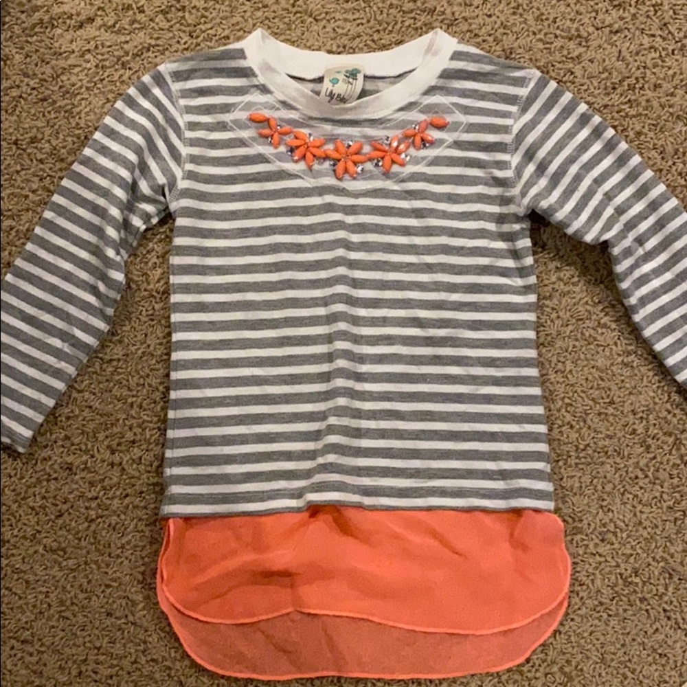 girls top.